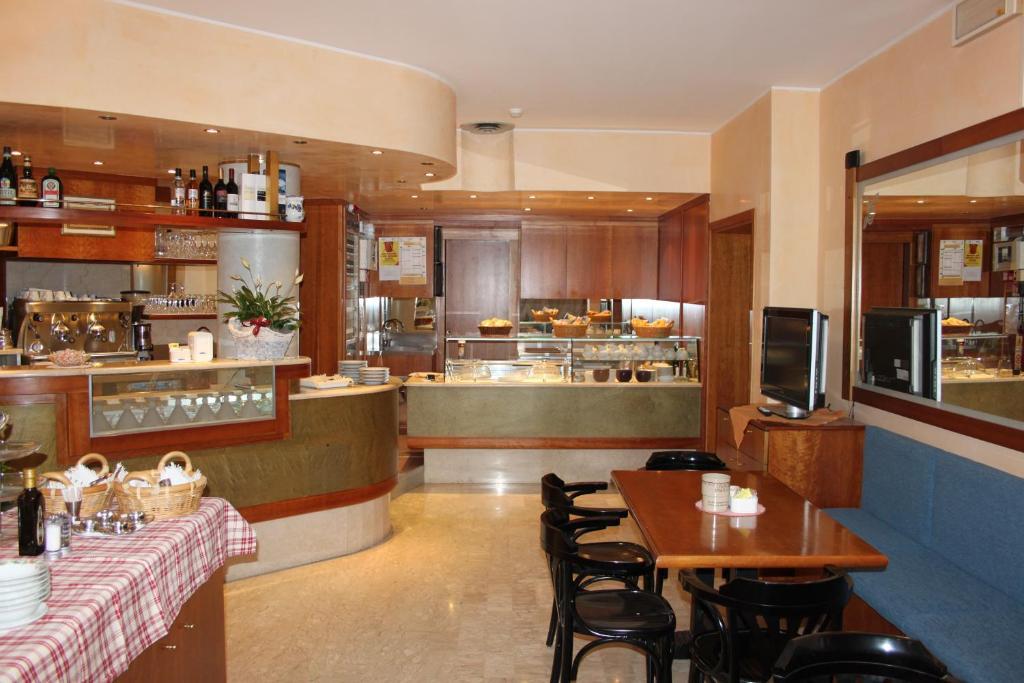 Hotel Rosa Abano Terme Kültér fotó