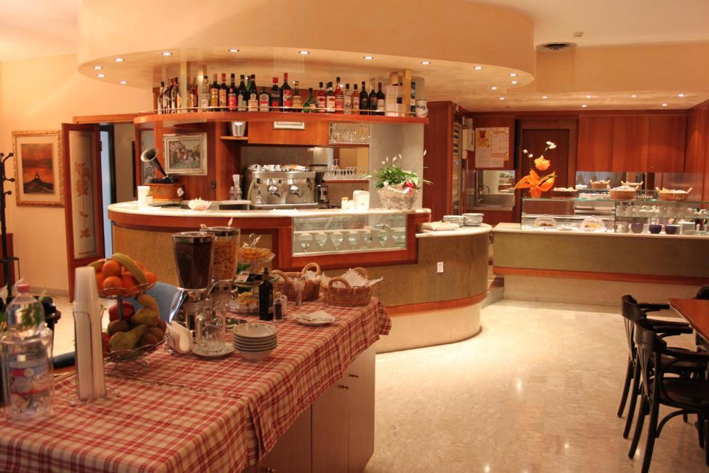 Hotel Rosa Abano Terme Kültér fotó