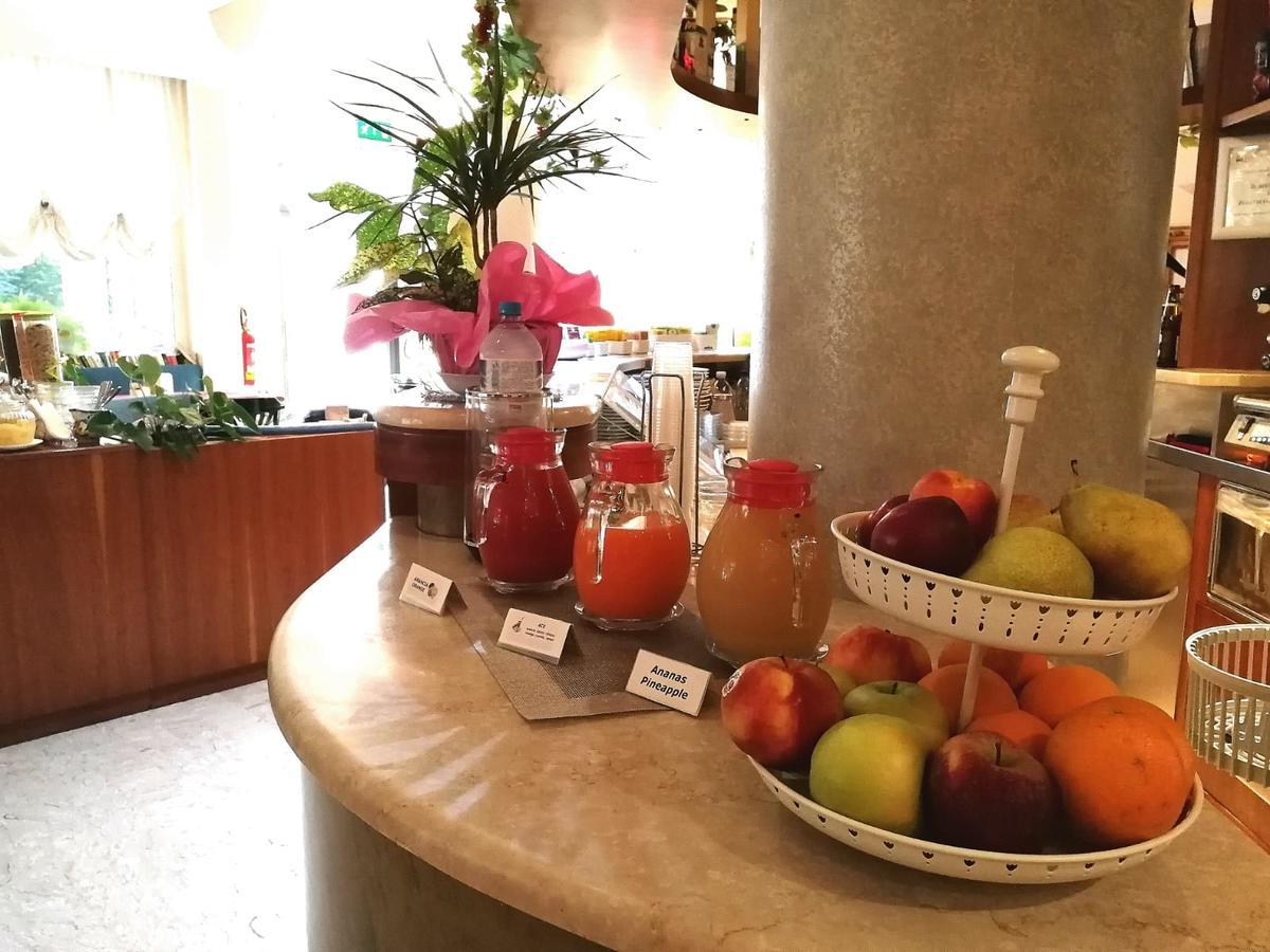 Hotel Rosa Abano Terme Kültér fotó